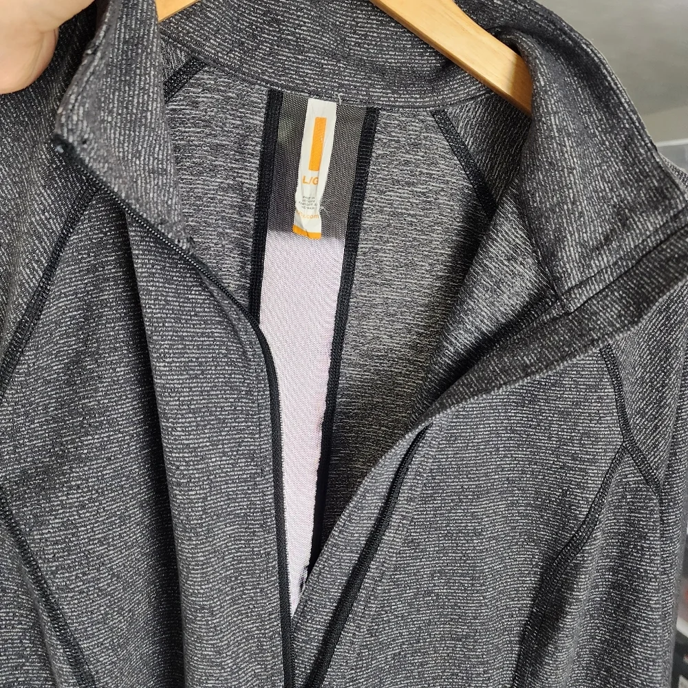 Lucy Activewear Heathered Gray Half-Zip Pullover - Mesh Back & Thumbholes Size L - Picture 8 of 11